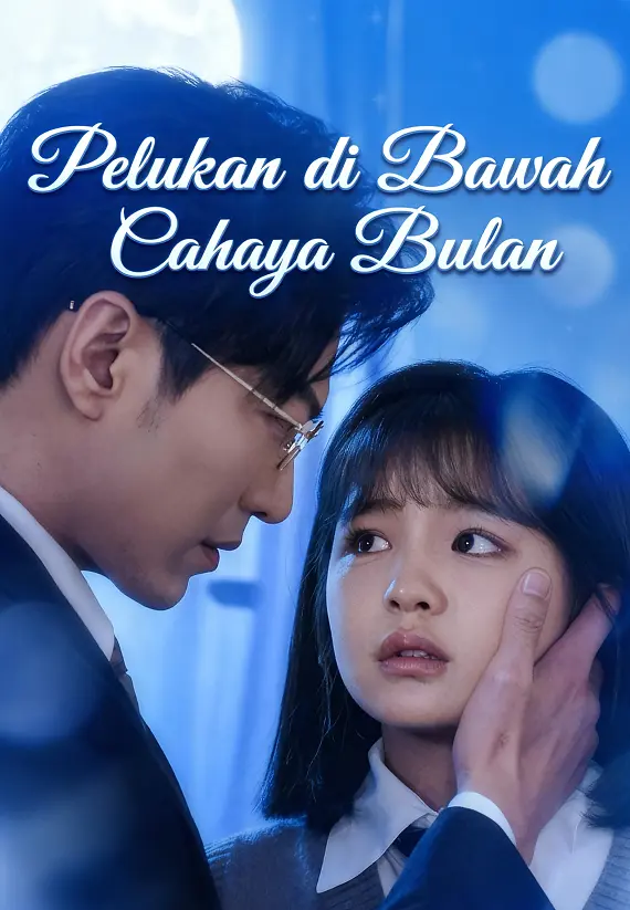 Pelukan di Bawah Cahaya Bulan